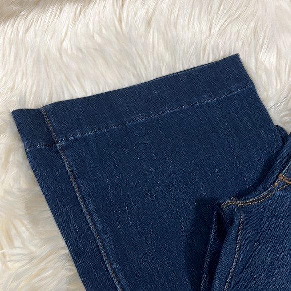 Bebe Ali 5 Pocket Flare Jean 30 - Picture 4 of 8